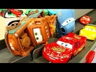 Cars Piston Cup 500 Lightning McQueen & Mater Races Crashes Smashes Diecast Demolition Cars2 ToysRUs